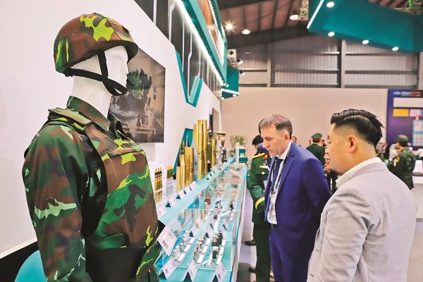 Những đột phá chiến lược trong hợp tác quốc tế về công nghiệp quốc phòng và đối ngoại quốc phòng